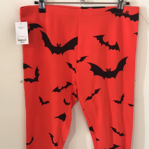 NWT City Steets HALLOWEEN Leggings SIZE M - Picture 2 of 7